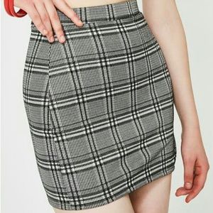 Blue Blush Hounds tooth  mini skirt